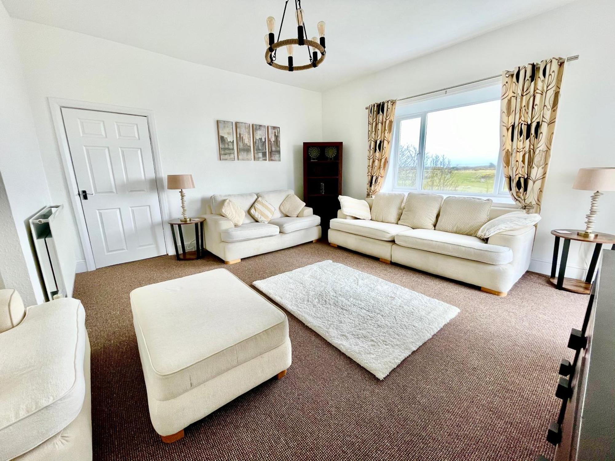 Clydfan Apartment Holyhead Exterior photo