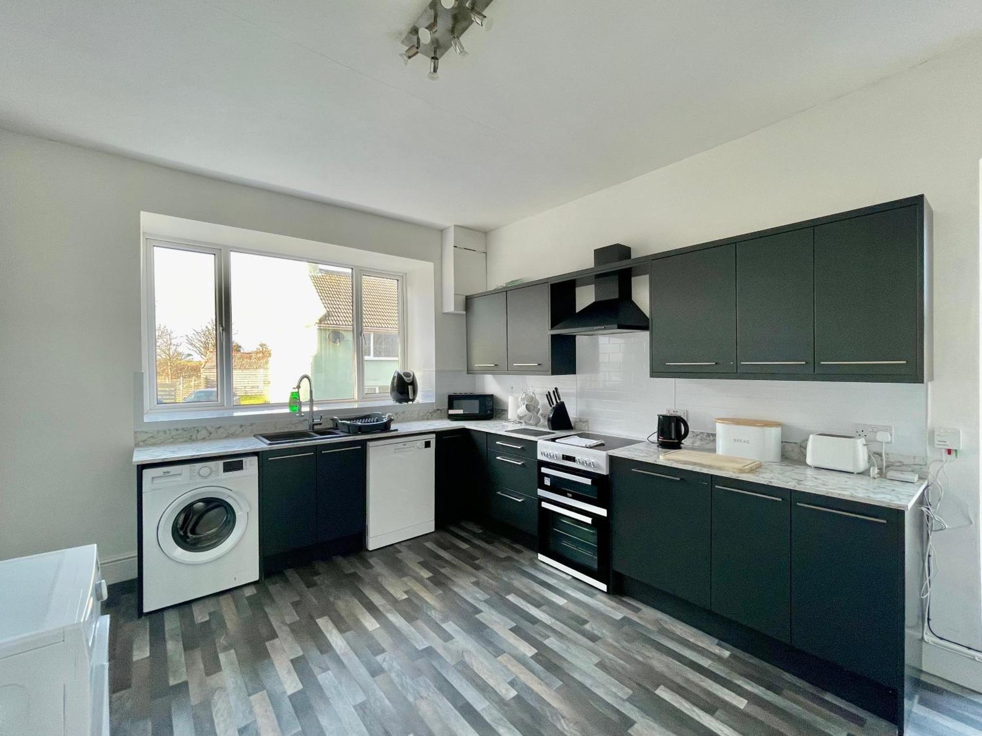 Clydfan Apartment Holyhead Exterior photo